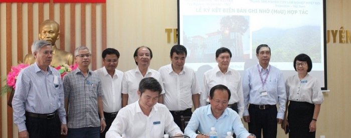 Tropenbos Việt Nam ký kết biên bản ghi nhớ hợp tác với trường Đại học Tây Nguyên